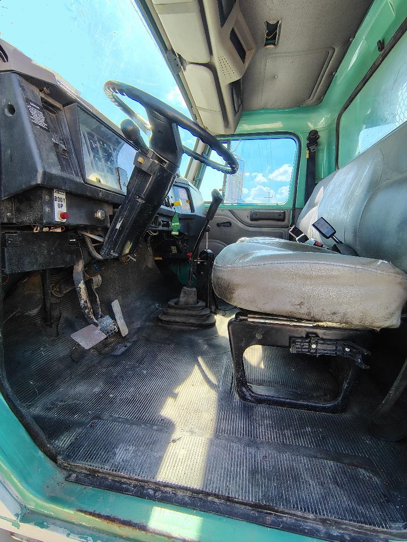 2000 INTERNATIONAL 4700 DT466E - Image 33